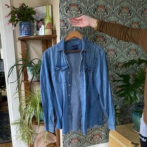 Gap denim button down